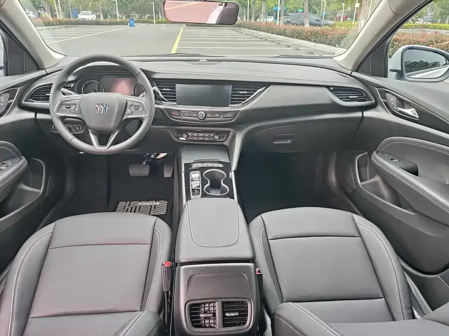 Buick Regal Regal 2024 facelift 28T Enjoyment Edition 2025 — миниатюра 4