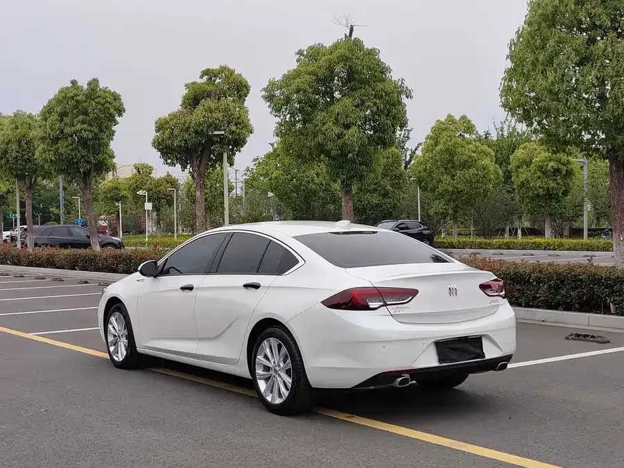 Buick Regal Regal 2024 facelift 28T Enjoyment Edition 2025 — миниатюра 5
