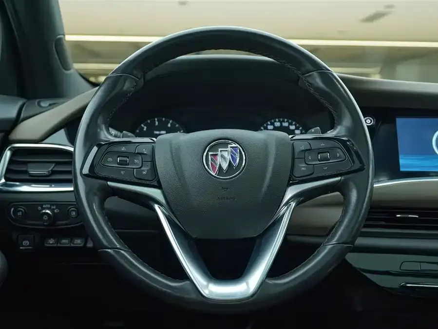 Buick Envision 2022 Angkeqi 652T 4WD flagship model 7 seats 2023 — миниатюра 5