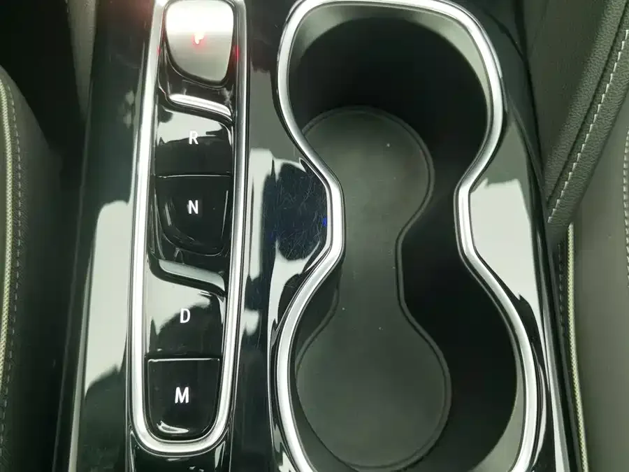 Buick Envision Plus Envision Plus 2022 Envision Plus 652T Five-seat Luxury Model 2022 — миниатюра 4