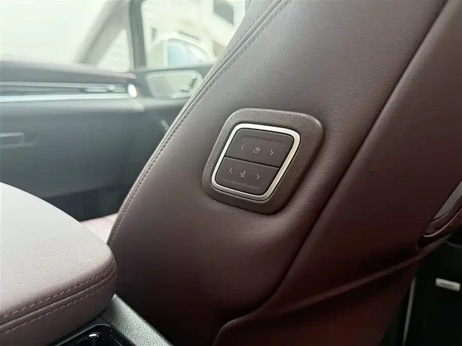 Buick Century Century 2025 2.0T Six-seat Yunshi Edition 2024 — миниатюра 5