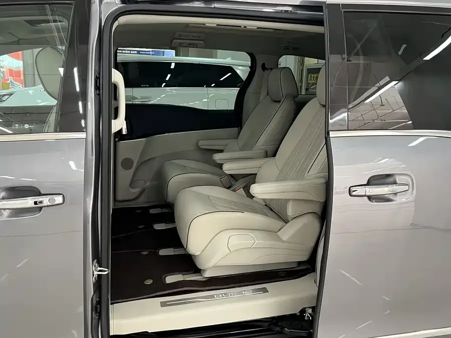 Buick GL8 2022 Land Business Class 652T Smart Luxury 2022 — миниатюра 4