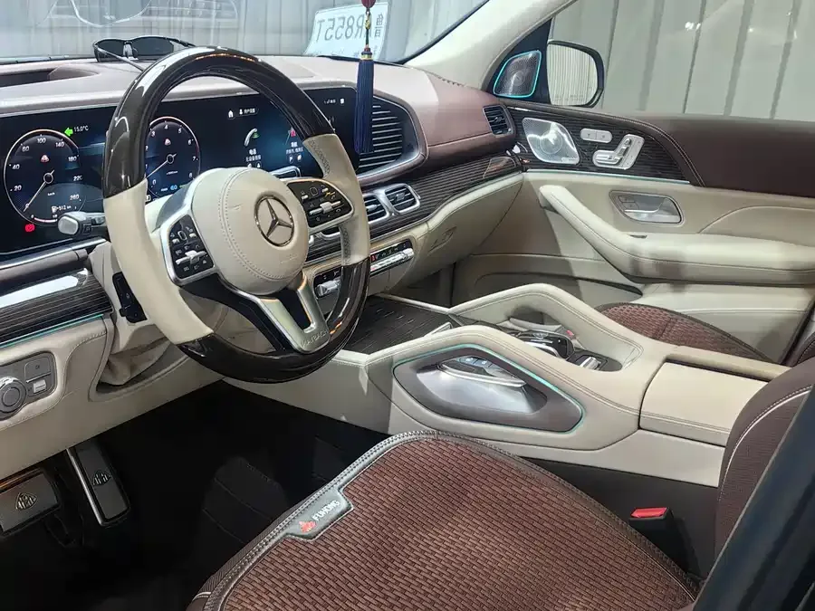 Mercedes-Benz GLS Mercedes-Benz GLS 2023 facelift GLS 450 4MATIC Luxury 2023 — миниатюра 4