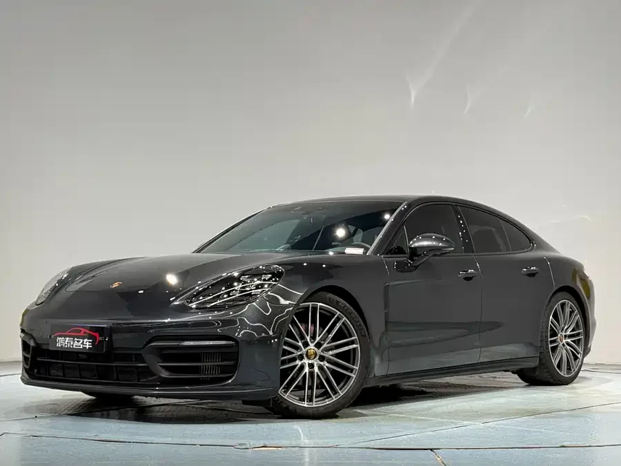 Porsche Panamera 2023