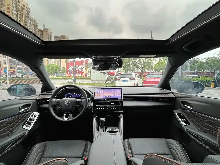 Toyota Avalon 2024 Avalon Hybrid 2.5L XLE Premium Edition 2024 — миниатюра 5
