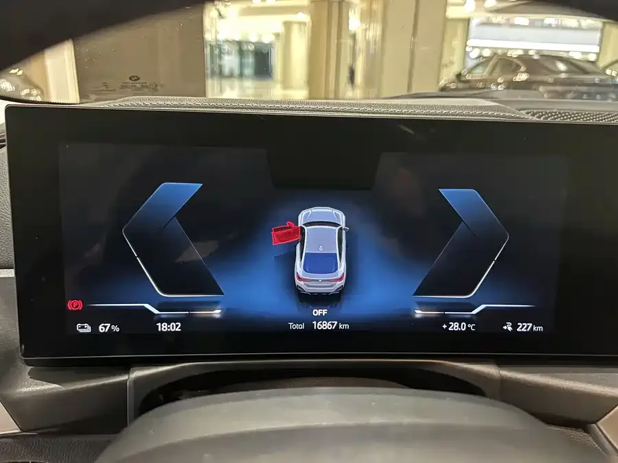 BMW i4 2023 eDrive35 2023 — миниатюра 2