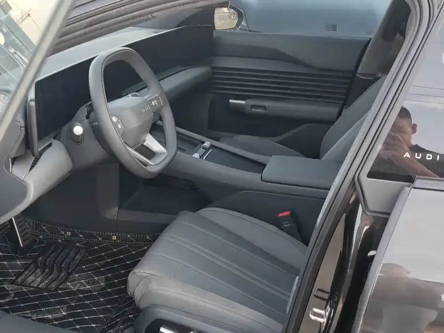 Audi E5 Sportback Audi E5 Sportback 2026 Pioneer Edition 2026 — миниатюра 2