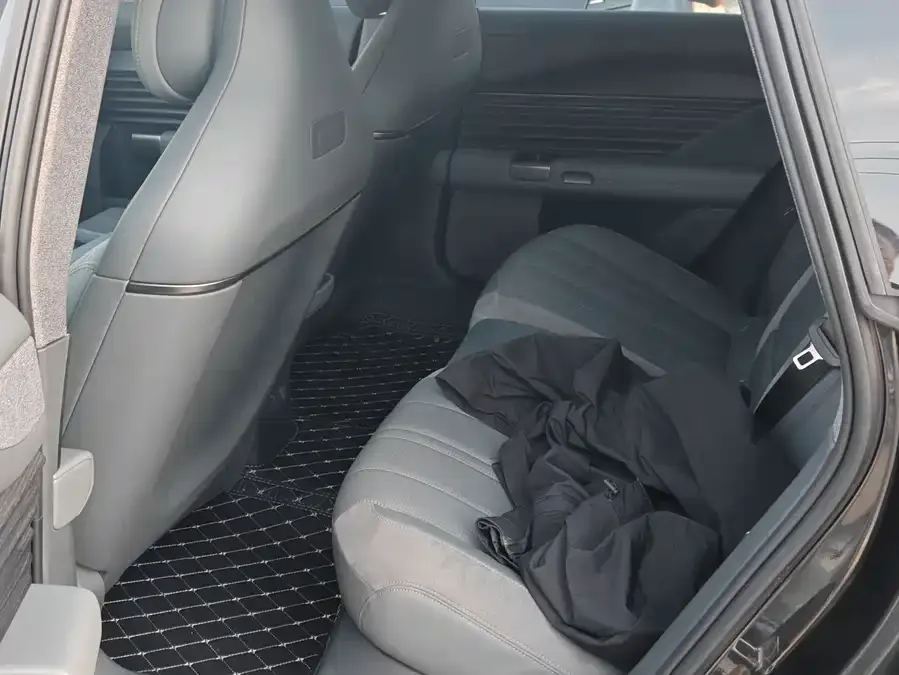 Audi E5 Sportback Audi E5 Sportback 2026 Pioneer Edition 2026 — миниатюра 4