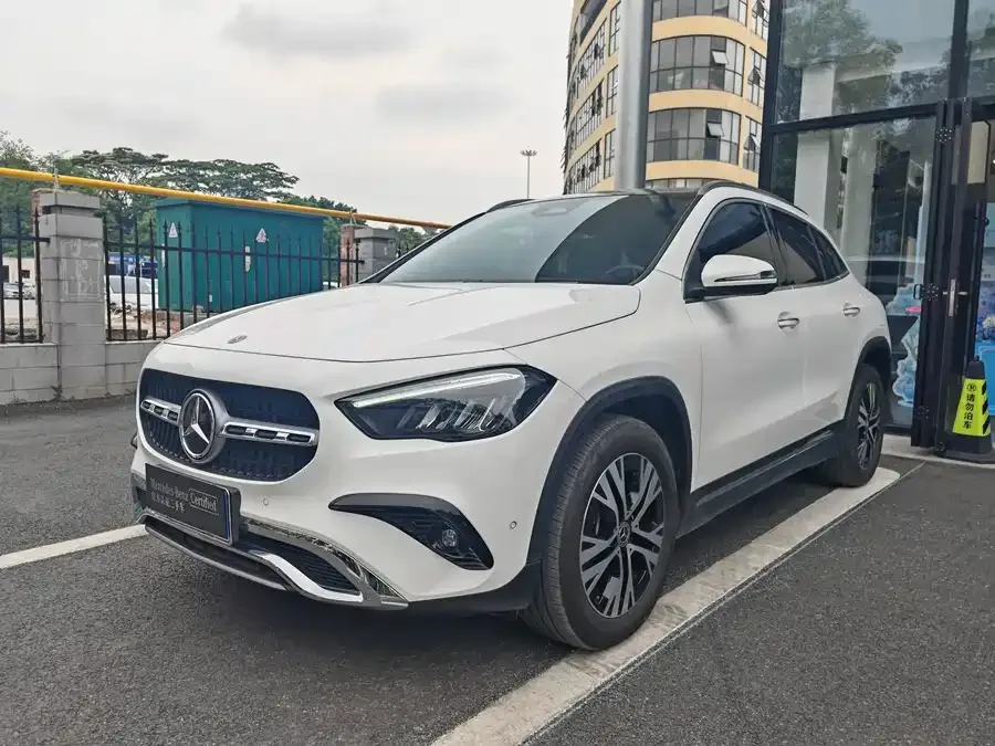 Mercedes-Benz GLA 2024