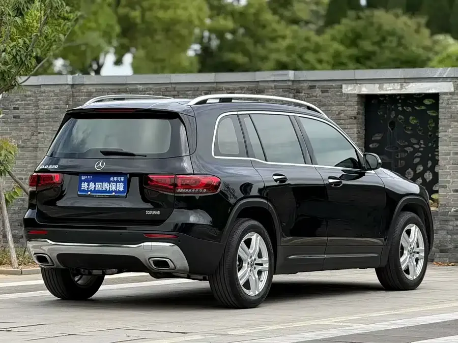 Mercedes-Benz GLB-Class Mercedes-Benz GLB 2023 GLB 220 Dynamic 2023 — миниатюра 4