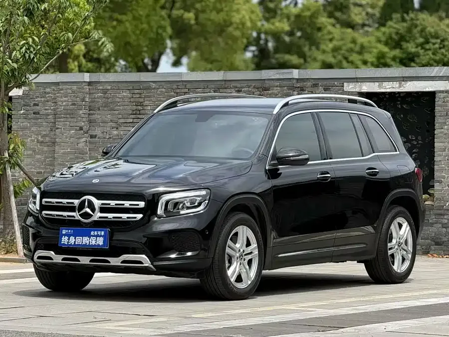 Mercedes-Benz GLB-Class 2023