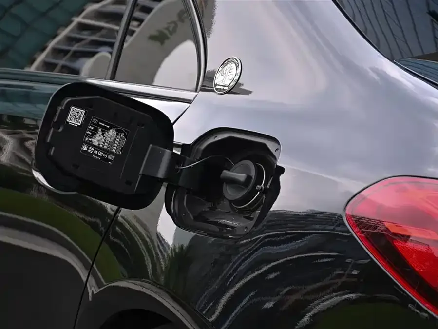 Mercedes-Benz A-Class AMG Mercedes-Benz A-Class AMG 2023 AMG A 35 L 4MATIC 2023 — миниатюра 5