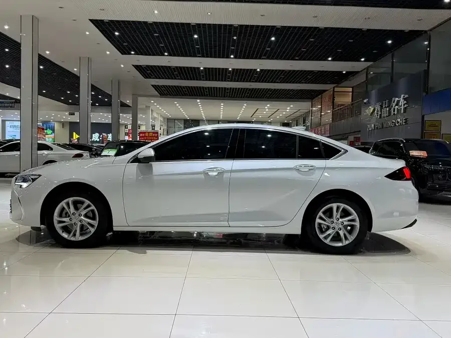 Buick Regal Buick Regal 2025 25T Premium Edition 2025 — миниатюра 5