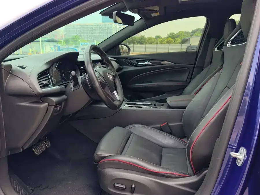 Buick Regal Regal 2021 GS 28T Elite 2022 — миниатюра 4