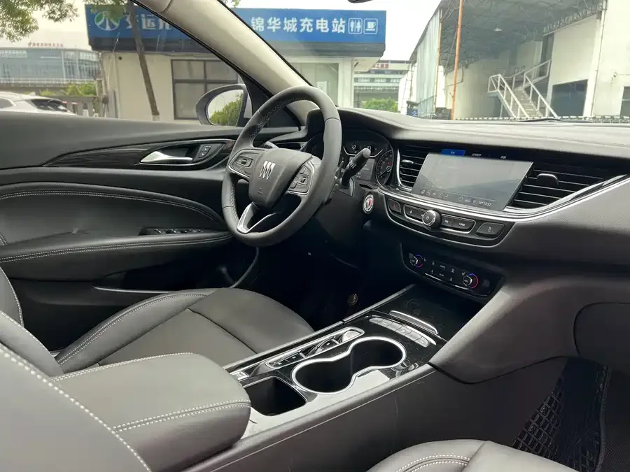 Buick Regal Regal 2024 25T Super Edition 2024 — миниатюра 3