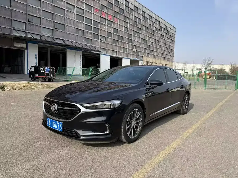 Buick LaCrosse LaCrosse 2022 652T Luxury 2022 — фото 1, купить с доставкой в Москву