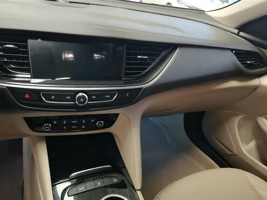 Buick Regal Regal 2021 552T Elite 2022 — миниатюра 4
