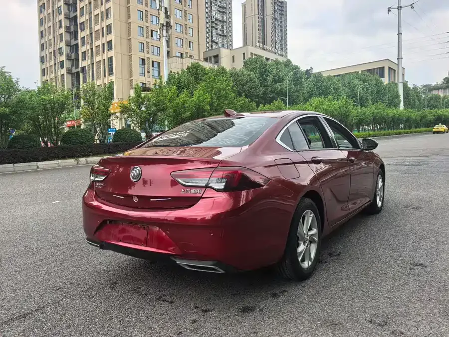 Buick Regal Regal 2021 GS 28T Elite 2022 — миниатюра 3