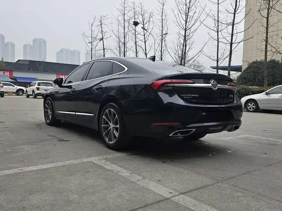 Buick LaCrosse LaCrosse 2021 652T Luxury 2022 — миниатюра 3