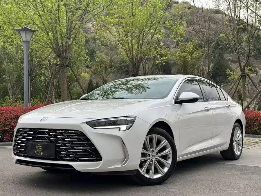Buick Regal 2024