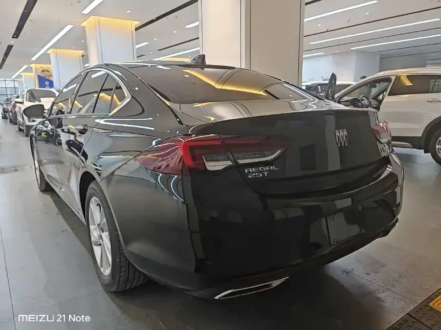 Buick Regal Regal 2024 facelift 25T Super Edition 2025 — миниатюра 4