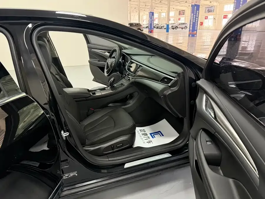 Buick LaCrosse LaCrosse 2022 552T Luxury 2023 — миниатюра 4