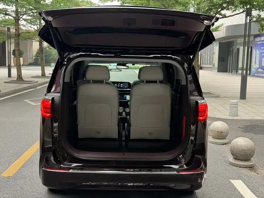 Buick GL8 2022 Avenir Six-seat Xianli Edition 2022 — миниатюра 5