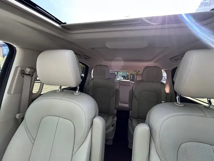 Buick GL8 2023 ES Lu Zun Premium Edition 2023 — миниатюра 3