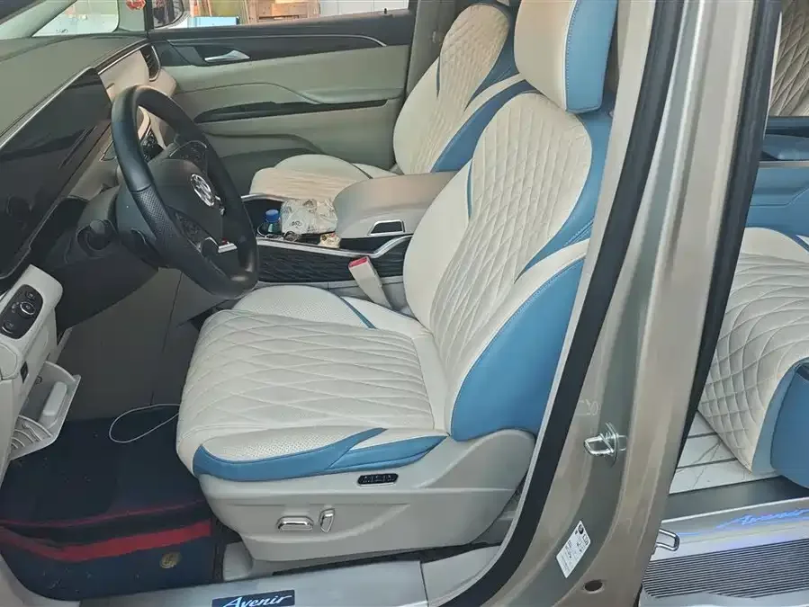 Buick GL8 2022 ES Lu Zun 653T Comfort Edition 2022 — миниатюра 3