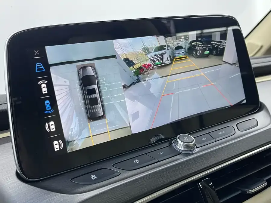 Buick GL8 2023 Land Business Class 652T Luxury Edition 2024 — миниатюра 3