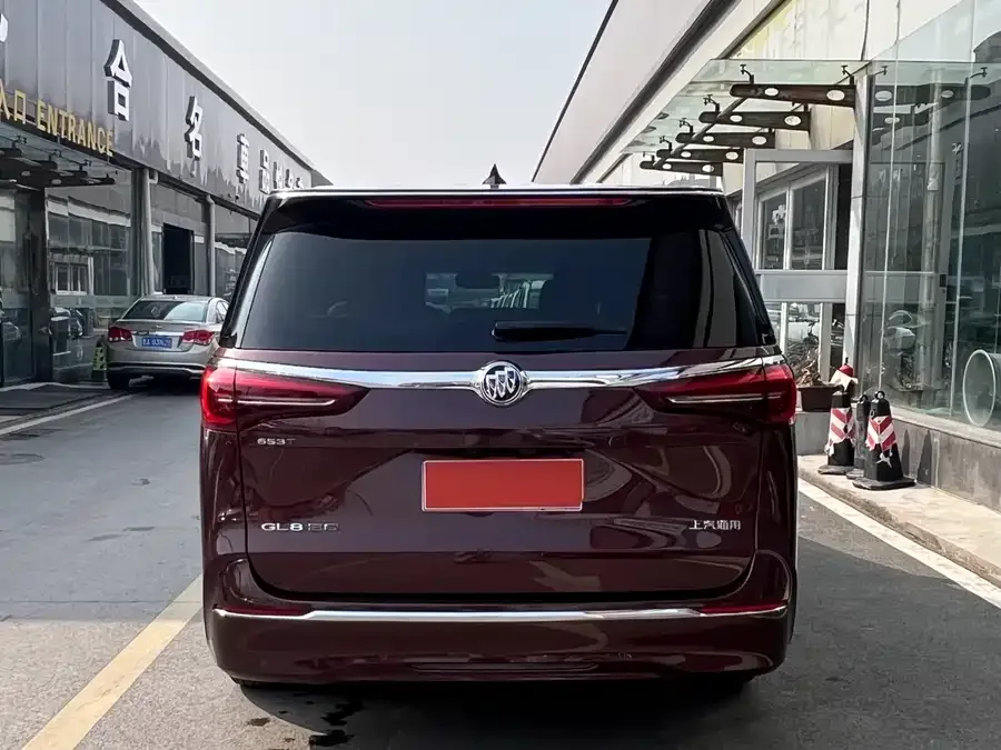 Buick GL8 2022 ES Lu Zun 653T Exclusive model 2022 — миниатюра 2