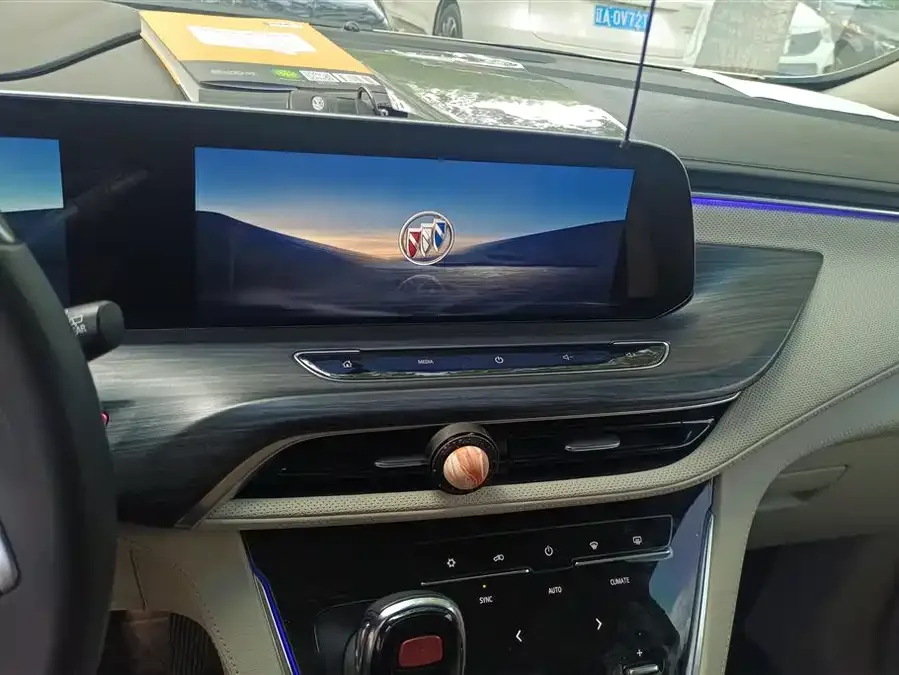 Buick GL8 2023 ES Lu Zun Comfort Edition 2023 — миниатюра 4
