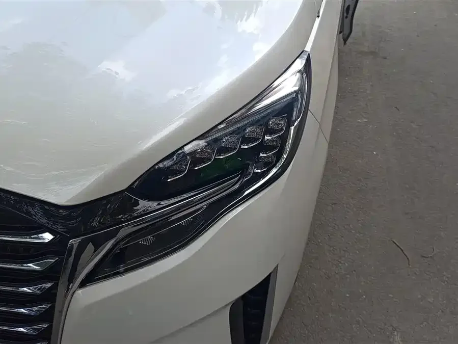 Buick GL8 2023 ES Lu Zun Comfort Edition 2023 — миниатюра 5