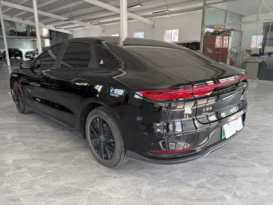 BYD Second-hand Han 2024 DM-i Honor Edition 121KM Premium Edition 2024 — миниатюра 4