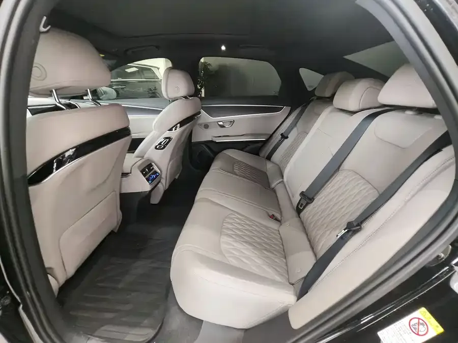 BYD Second-hand Han 2025 DM-i Intelligent Driving Edition 125KM LiDAR Flagship Model 2025 — миниатюра 2