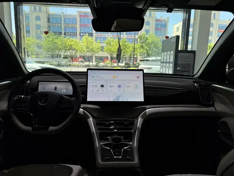 BYD Song Pro New Energy Song Pro New Energy 2023 Champion Edition DM-i 110KM Excellence 2023 — миниатюра 3
