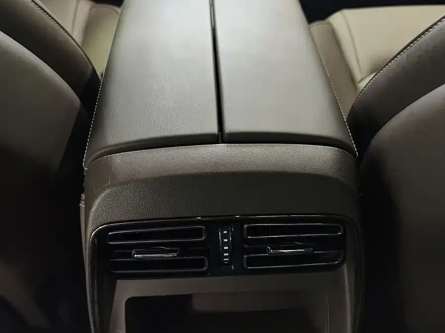 BYD Second-hand Han 2023 DM-i Champion Edition 121KM Prestige Edition 2023 — миниатюра 5