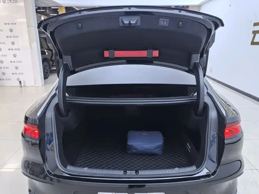 BYD Second-hand Han 2025 DM-i Intelligent Driving Edition 125KM Elite Edition 2025 — миниатюра 3
