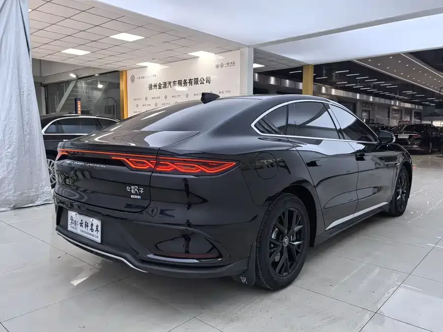 BYD Second-hand Han 2025 DM-i Intelligent Driving Edition 125KM Elite Edition 2025 — миниатюра 4
