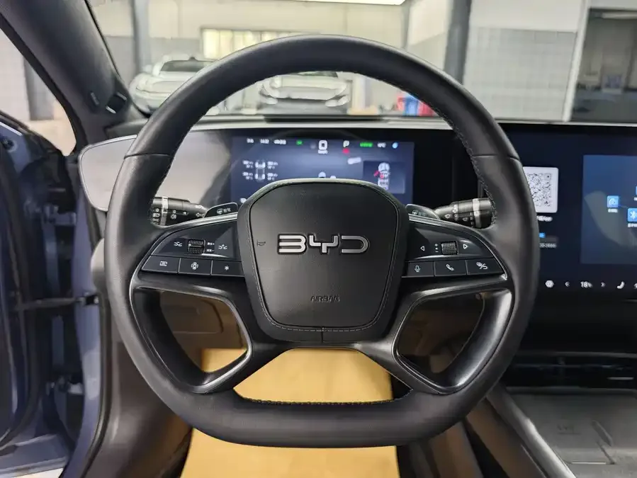 BYD Seal HaiSeal 2025 650 Intelligent Driving Edition 2025 — миниатюра 3