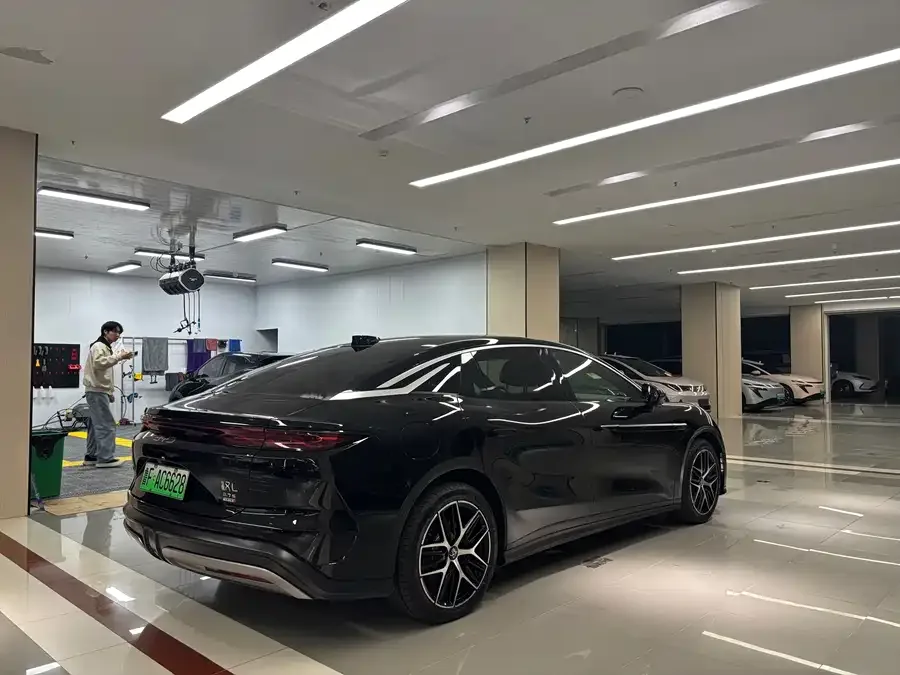 BYD Han L Han L 2025 EV Four-wheel Drive LiDAR Flagship Model 2025 — миниатюра 2