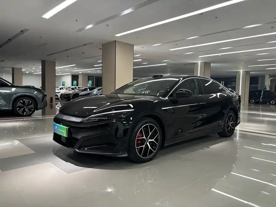 BYD Han L 2025