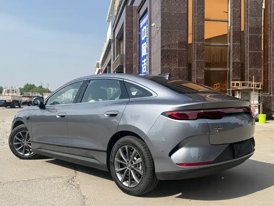 BYD Qin L Qin L 2025 EV 470KM Leading Edition 2026 — миниатюра 4