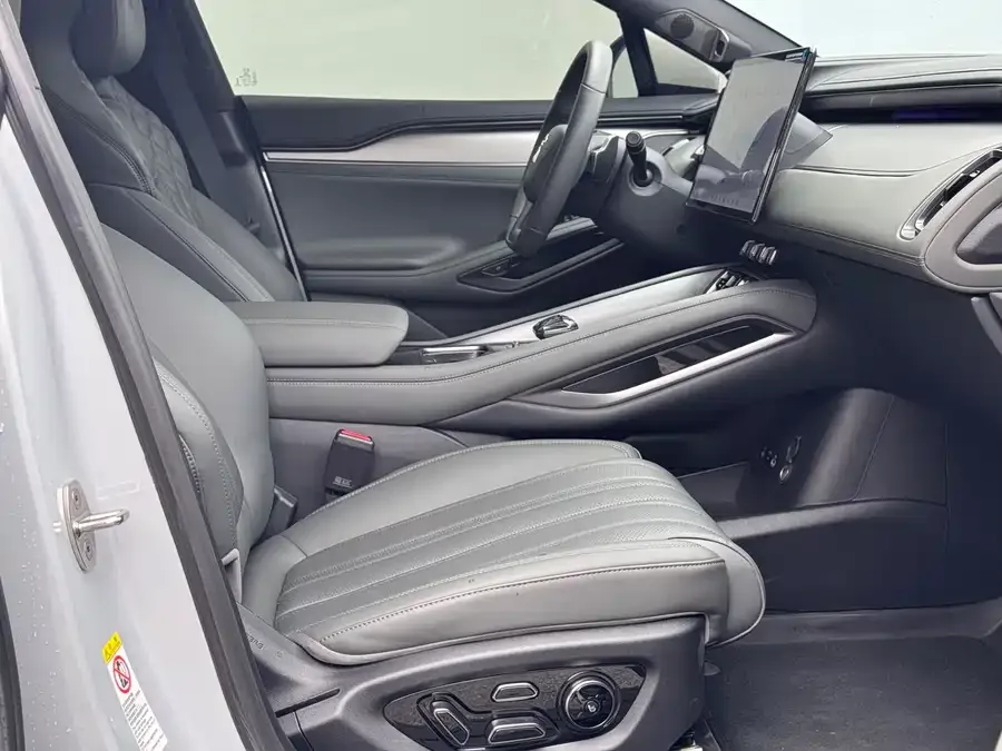BYD Song L EV Song L EV 2025 Intelligent Driving Edition 662KM Laser Radar Excellence Edition 2025 — миниатюра 5