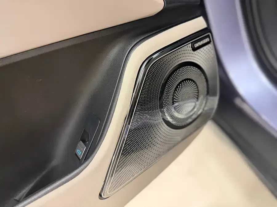 BYD Second-hand Han 2024 EV Honor Edition 610KM 4WD God's Eye Smart Driving Edition 2024 — миниатюра 3