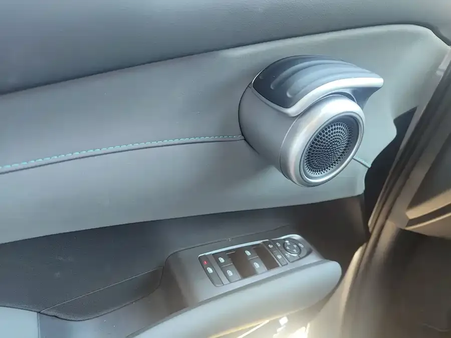 BYD Yuan Plus Yuan PLUS 2025 Smart Driving Edition 430KM Beyond Edition 2025 — миниатюра 3
