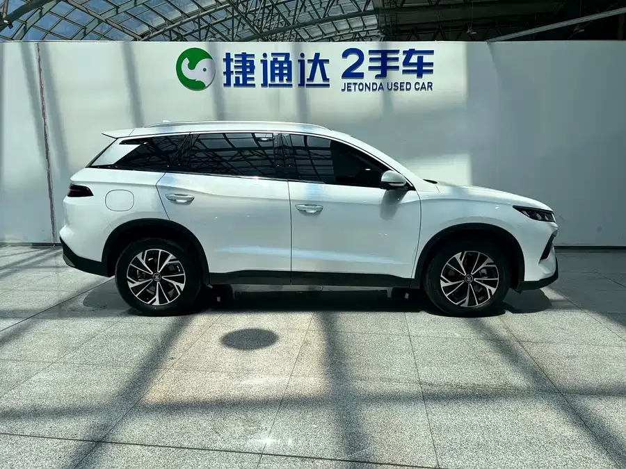 BYD Song Pro New Energy Song Pro New Energy 2025 Second Generation DM-i 75KM Leading Model 2025 — миниатюра 2