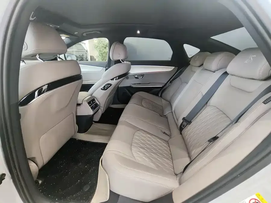 BYD Second-hand Han 2025 DM-i 125KM Premium Edition 2025 — миниатюра 2