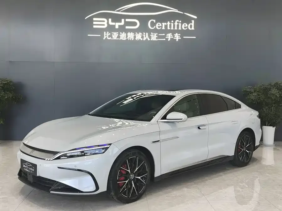 BYD Second-hand Han 2025 DM-i 125KM Premium Edition 2025 — фото 1, купить с доставкой в Москву