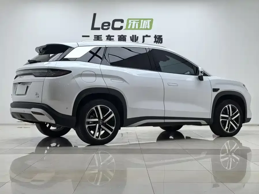 BYD Song L DM-i Song L DM-i 2025 Intelligent Driving Edition 112km Leading Model 2025 — миниатюра 2